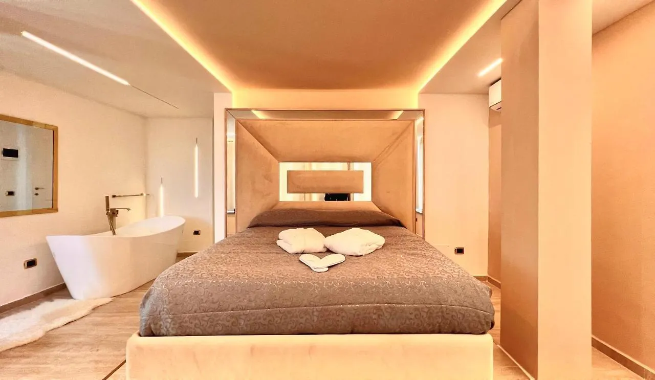 شقة Secret Suites Panoramic مونتيكاتيني تيرمي